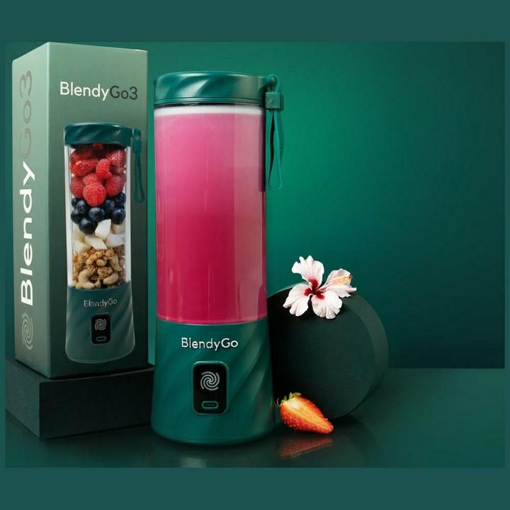 Actual product image BlendyGo Wireless Blender 3 bottle green