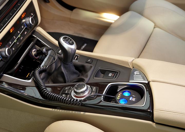 Actual product image Ring Distributor Zig socket 2xUSB