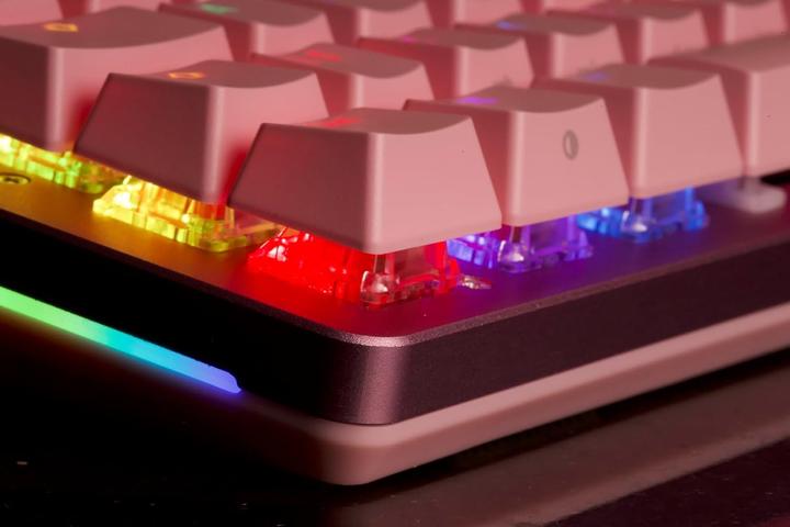 Productafbeelding Glorious GMMK 2 Full-Size Toetsenbord - Vossen Schakelaars, DE-Layout (DE, Bedraad)