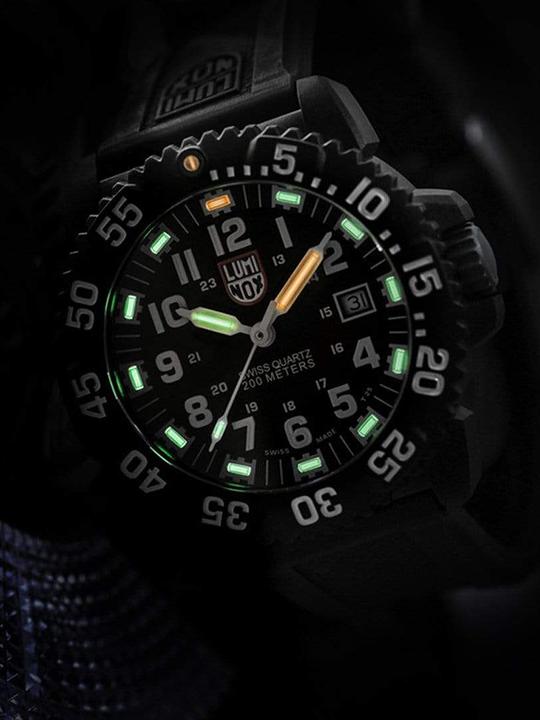 Actual product image Luminox Original Navy Seal 3000 Series (Analogue wristwatch, Swiss made, 44 mm)