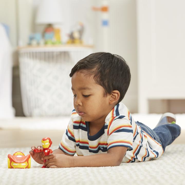 Produktbild Hasbro Iron Man Action-Figur und Iron Racer Fahrzeug, Spielzeug für K