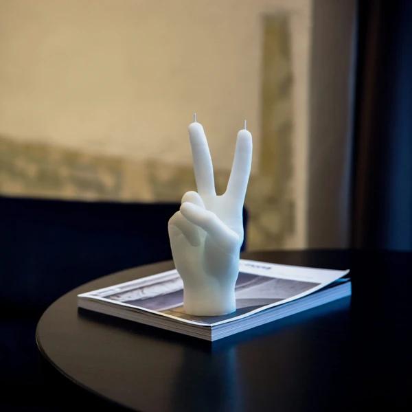 Image du produit Candle Hand Victoire (1 pcs)