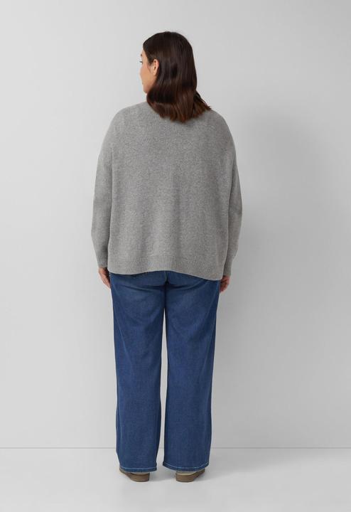Produktbild s.Oliver Strickjacke Locker geschnittene Strickjacke mit dekorativen Knöpfen (52)