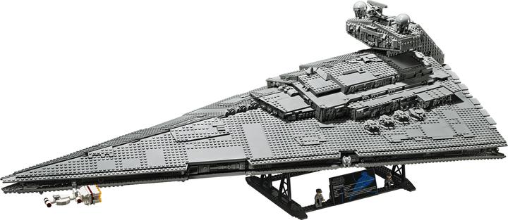 Actual product image LEGO Imperial Star Destroyer (75252, LEGO Rare Sets, LEGO Star Wars)