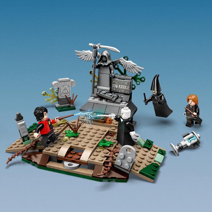 Actual product image LEGO Harry Potter: Duel at the cemetery (75965, LEGO Harry Potter)