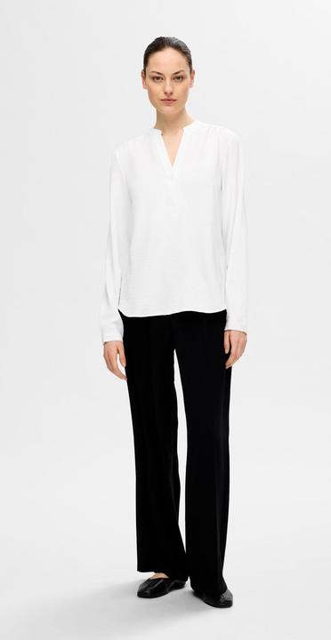 Produktbild Selected Femme V-Ausschnitt Straight Fit Oberteil (42)