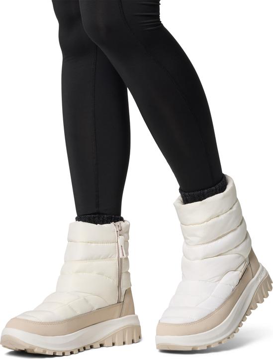 Actual product image Columbia Women's Snowtrot Mid (41)