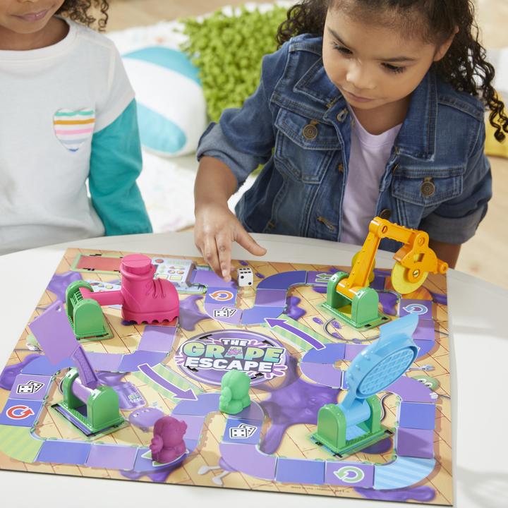 Produktbild Hasbro Gaming Taubenflucht (Griechisch, 2 - 4 Spieler)
