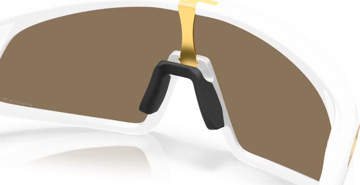 Actual product image Oakley Rslv (matt white, Prizm 24k)