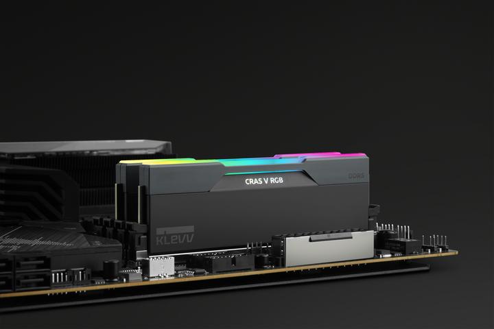 Immagine prodotto Klevv 64GB (32GBx2) CRAS V DDR5 6000Mhz Black Kit (2 x 32GB, 6000 MHz, RAM DDR5, DIMM)