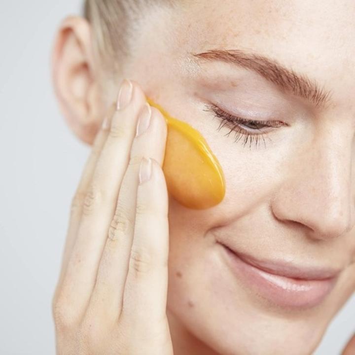 Actual product image Elemis Superfood AHA Glow Cleansing Butter (Facial cleansing wipes, 90 ml)