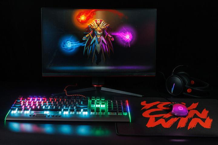 Immagine prodotto Canyon Braver GM-728, mouse da gioco con cristallo ottico, Instant 825, materiale ABS, Huanuo-10-Milioni-Zy (Cablato)