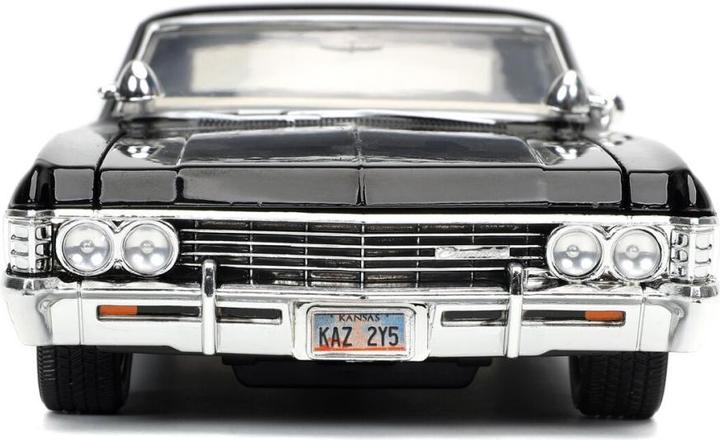 Image du produit Jada Supernatural 1/24 Hollywood Rides 1967 Chevrolet Impala Sport Sedan avec Dean Winchester figurine