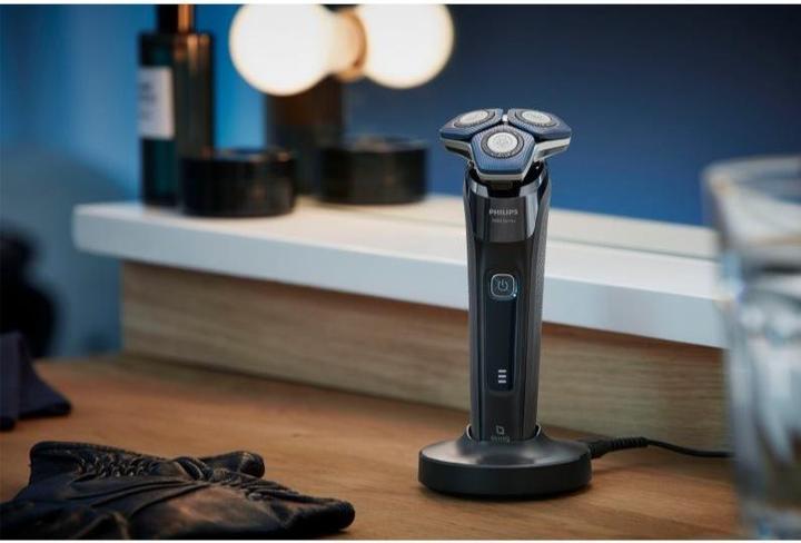 Actual product image Philips Shaver Series 7000 (S7886/58)