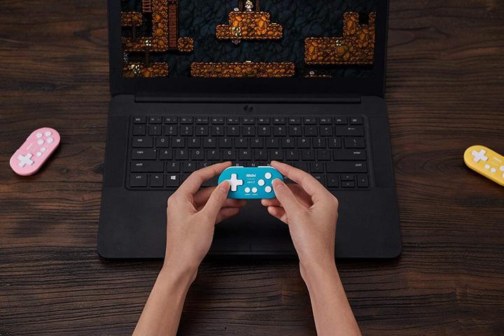 Actual product image 8bitdo Zero 2 (Switch, Mac, Android, PC)