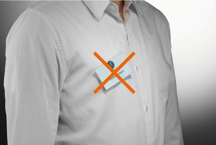 Image du produit Durable Badge en plastique rigide avec aimant anti-rotation