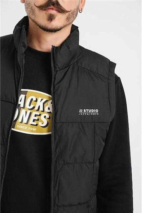 Produktbild Jack & Jones Jjben Square Bodywarmer (M)