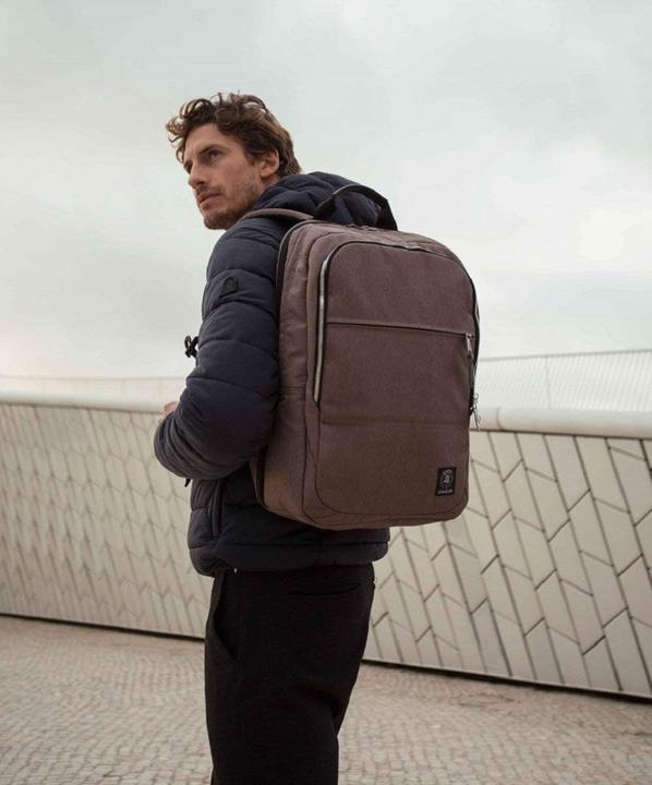 Actual product image Invicta Office schoolrugzak Brown (26 l)