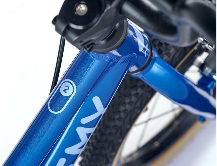 Produktbild Academy Grade 2 (14")