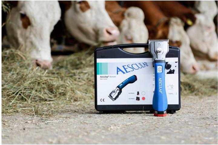 Actual product image Kerbl Cordless clipper Bonum cattle, 1 battery, blue (Vault)
