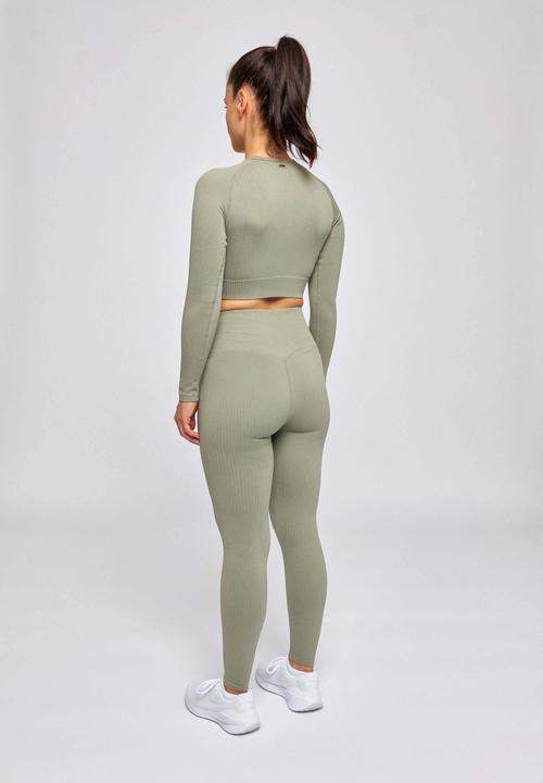 Actual product image Snocks Geripptes Sportshirt langarm Damen (L)