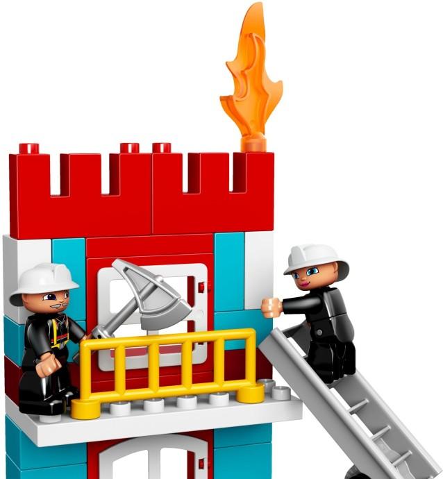 Actual product image LEGO Fire brigade headquarters (10593)