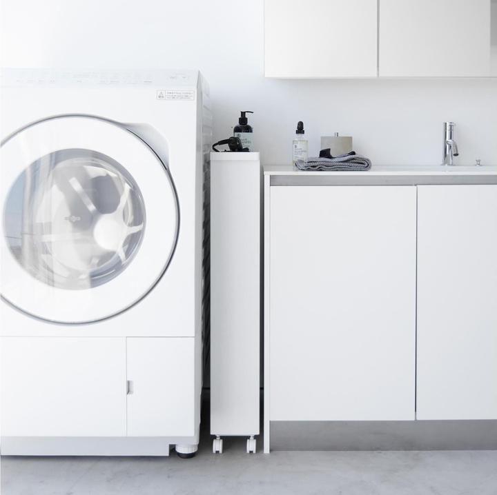 Actual product image Yamazaki Schlanker 4-stöckiger Aufbewahrungswagen TOWER