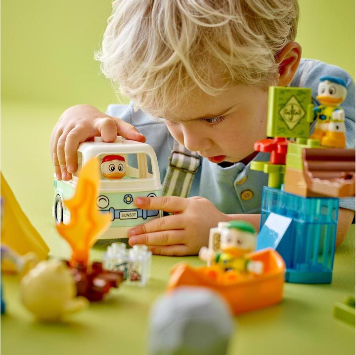 Actual product image LEGO Camping adventure (10997)