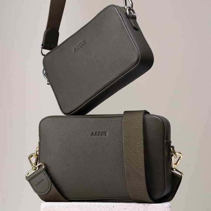 Image du produit Aarni Large Crossbody Bag, olive/silver