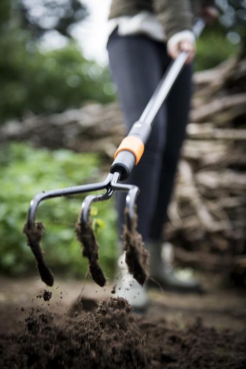 Actual product image Fiskars Gartenhacke