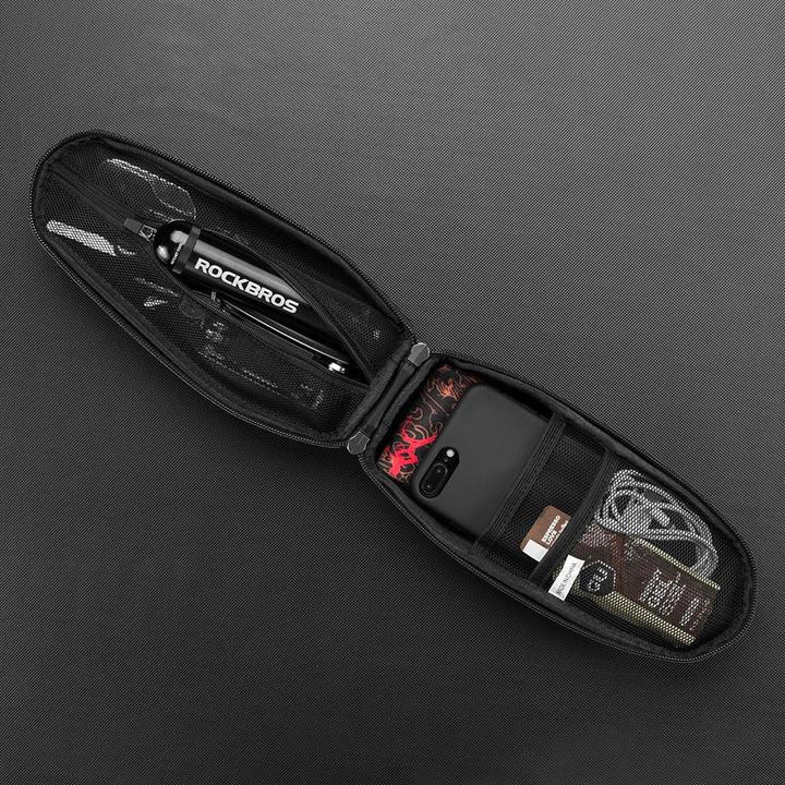 Actual product image Rockbros B60 waterproof bicycle bag for frame - black (1.10 l, Frame bag)