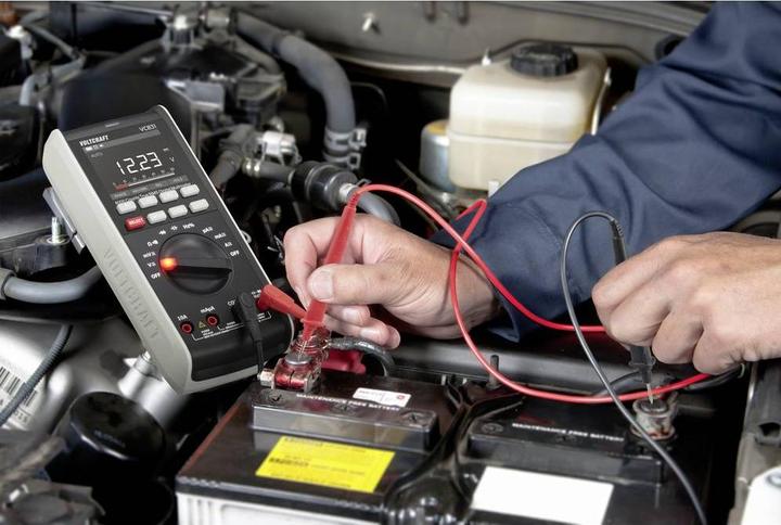 Actual product image Voltcraft VC831 SE Hand-Multimeter digital CAT III 1000 V, CAT IV 600 V Anzeig (CAT III 1000V, CAT IV 600V)