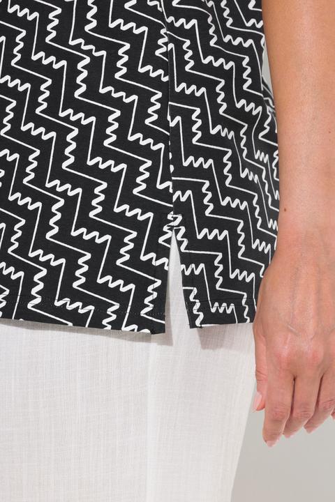 Actual product image Ulla Popken Zigzag Print Short Sleeve V-Neck Tee (46, 48)