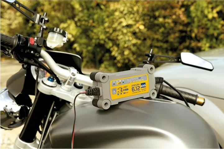 Actual product image GYS Flash 6.12 (12V, 6 A)