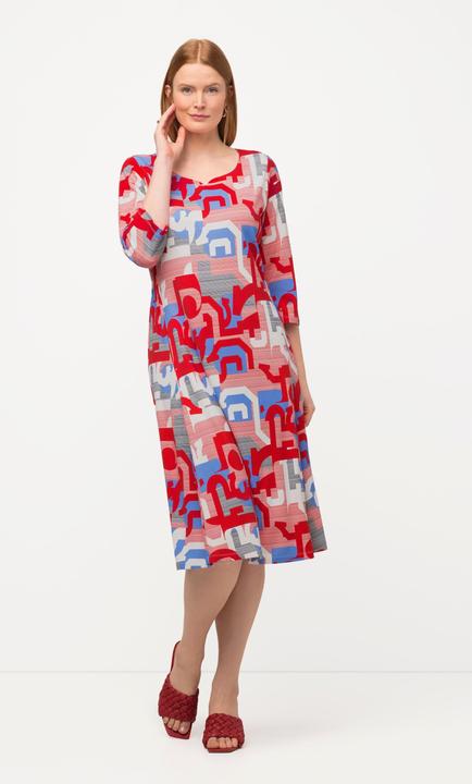 Immagine prodotto Ulla Popken Abito midi con design grafico, scollo a cuore e maniche a 3/4 (50, 52)