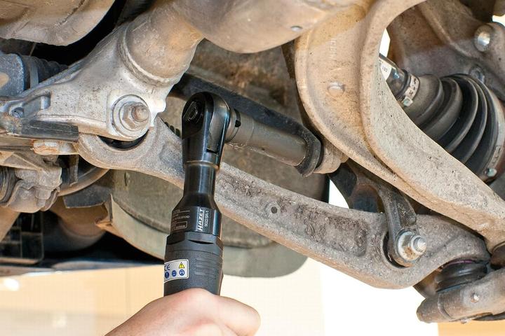 Produktbild HAZET Schlag-Ratschenschrauber 9022SR-1 ∙ Vierkant 12,5 mm (1/2 Zoll) ∙ Hochleistungs-Stift-Schlagw…