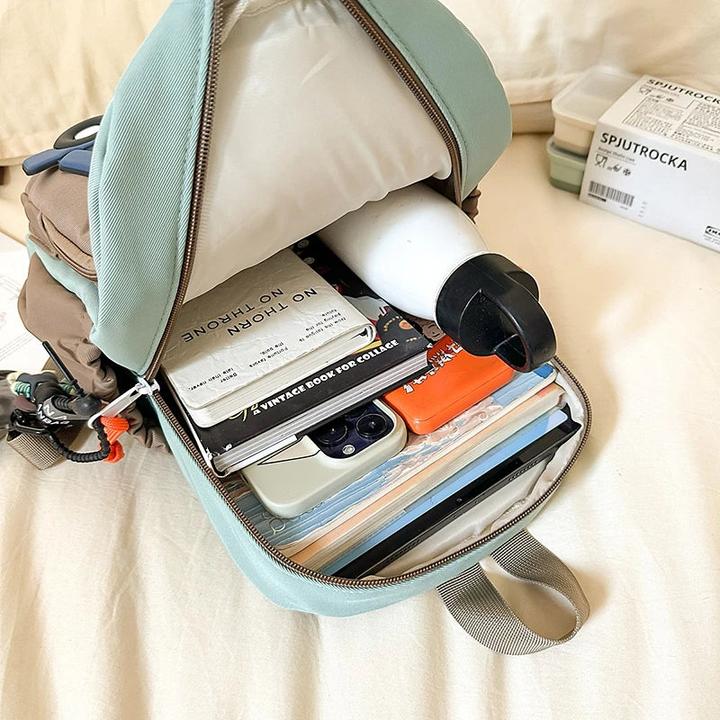 Actual product image Only-Bags.Store Ein verspielter Cartoon-Rucksack, ein charmanter Rucksack für Schul- und Parkspaziergänge, eine