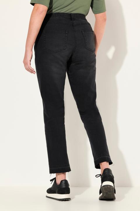 Immagine prodotto Ulla Popken Jeans modello Sarah con piume, taglio della gamba aderente e lavaggio (48)