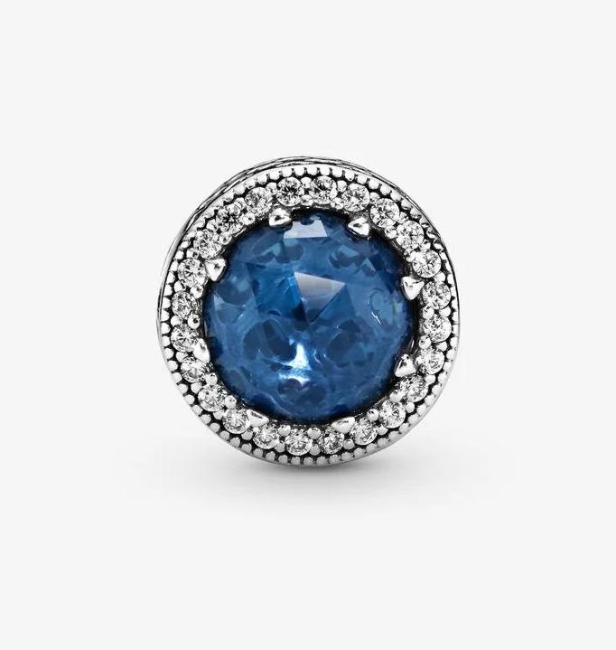 Produktbild Pandora Charms/Beads Mitternachtsblauer Strahlenkranz der Herzen (Silber)