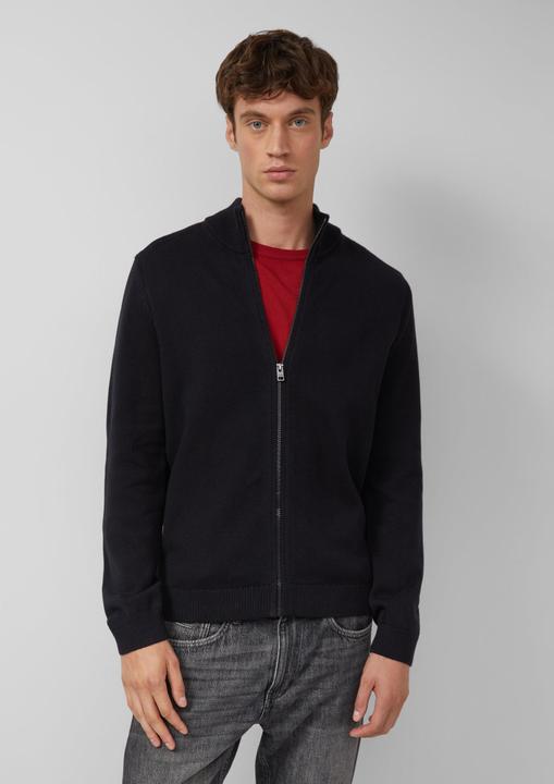 Produktbild s.Oliver Strickjacke Baumwoll-Strickjacke mit Stehkragen und Logo-Patch (L)