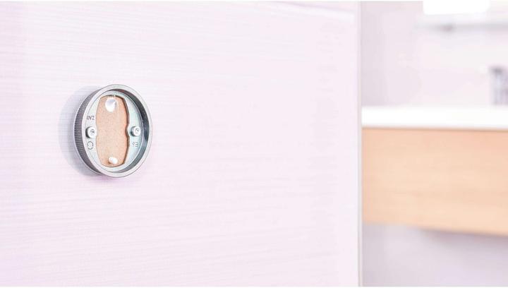 Actual product image tesa ESTEETIC towel ring incl. adhesive solution without drilling