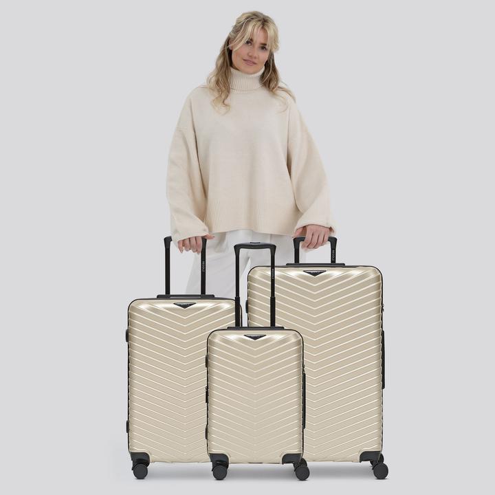Actual product image Redolz Essentials 18 4-wheel suitcase set 3-piece with stretch fold (226 l)