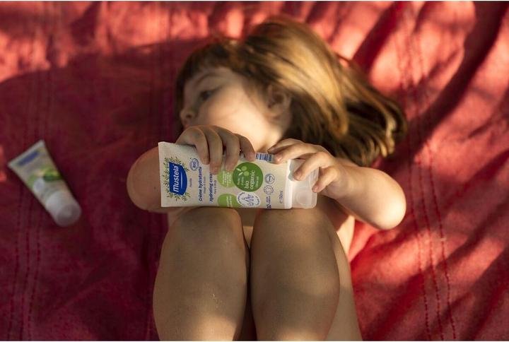 Actual product image Mustela BIO Feuchtigkeitscreme