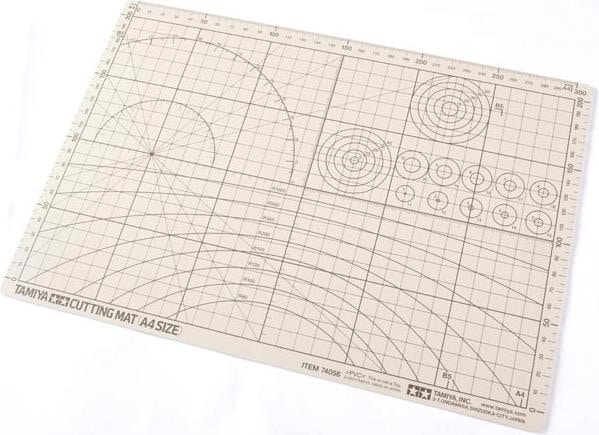 Produktbild Tamiya Schneidmatte (1 x 23 x 32 cm)