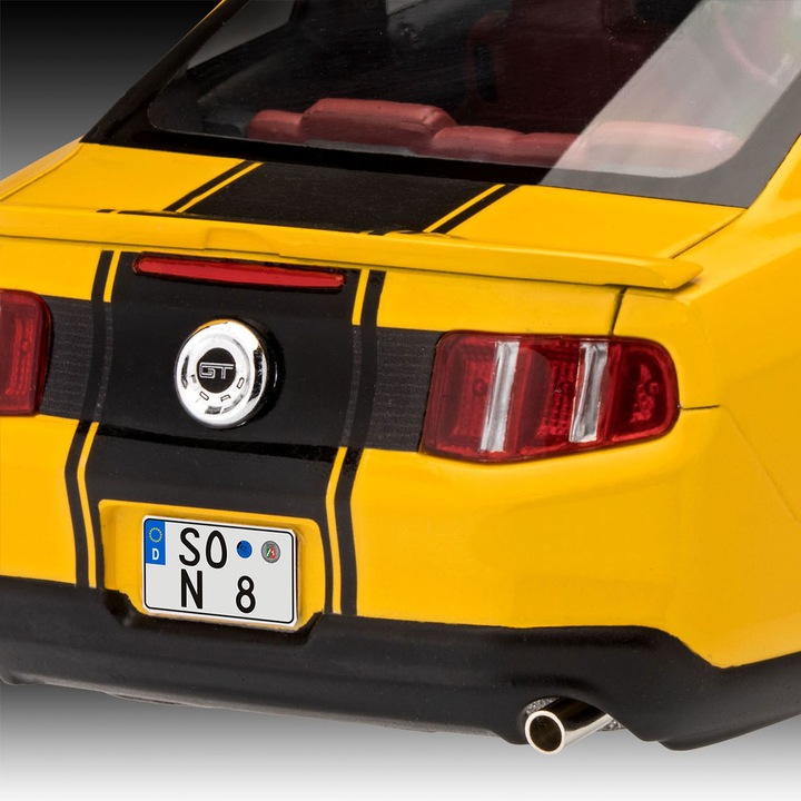 Actual product image Revell 2010 Ford Mustang GT