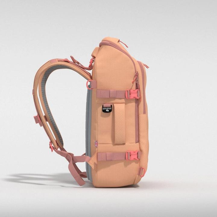 Produktbild Cabin zero Adventure Cabin Bag ADV Pro 32L Rucksack 46 cm Laptopfach (26 l)