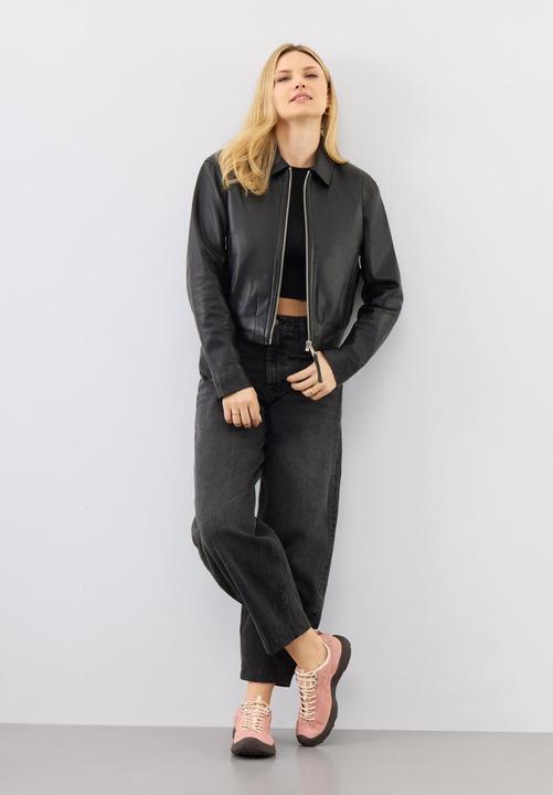 Actual product image Bolongaro Trevor Flora Bomber (L)