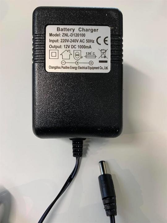 Produktbild Azeno 12v charger for electric cars (6951029) (12 V)
