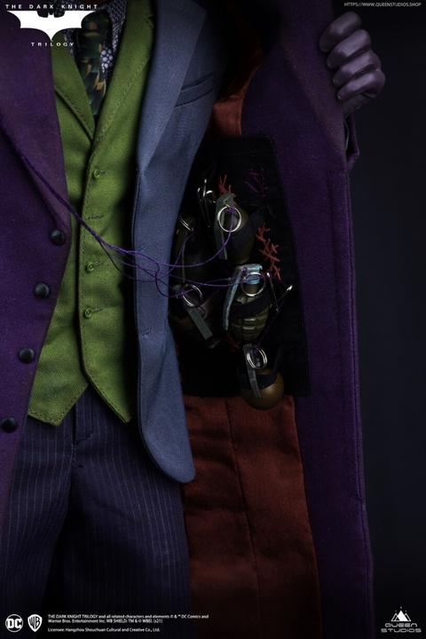 Produktbild Queen Studios The Dark Knight statuette 1/4 Heath Ledger Joker Regular Edition 52 cm