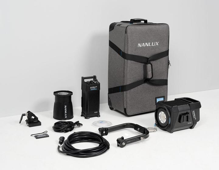 Actual product image Nanlux Evoke 900C ST Kit (Studio light, Video light)